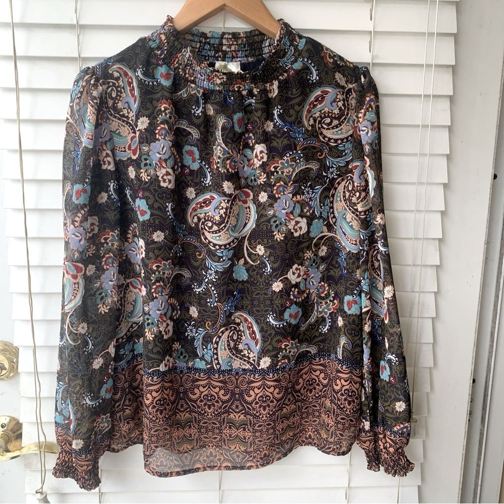 Fig & Flower Anthropologie Floral Paisley Boho lined Top-Shirred Frill Mock Neck